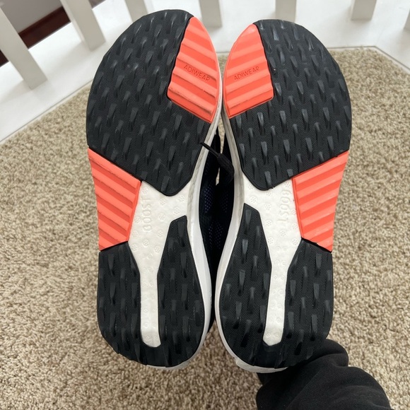PRICE NOW FIRM WORN ONCE Women’s Adidas Boost Shoes Size 6 - Picture 3 of 5